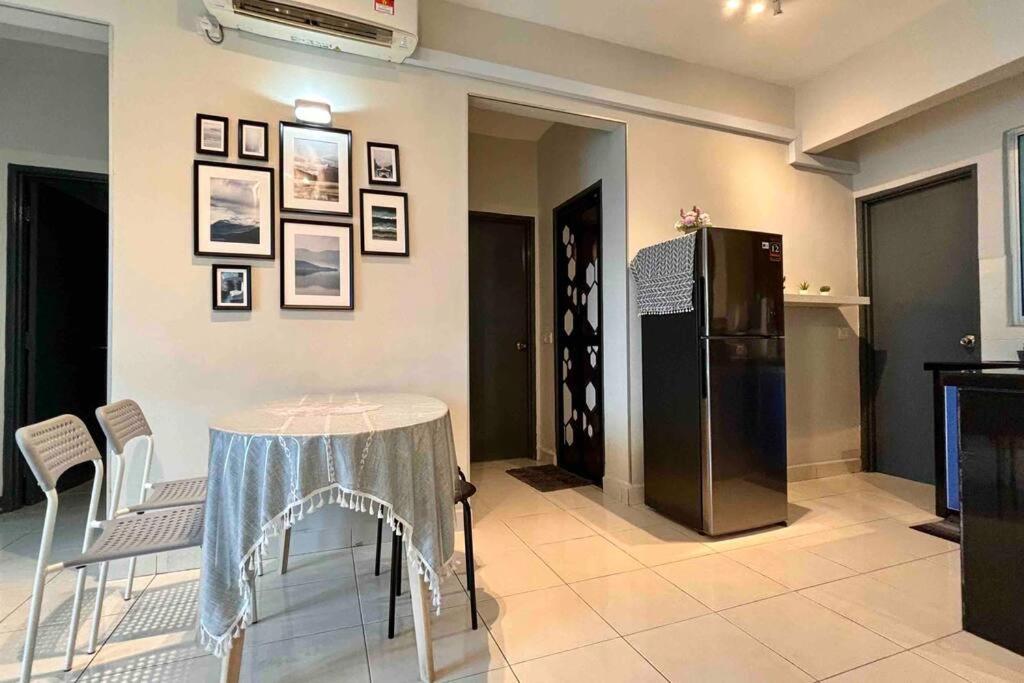 Moderm Spacious 6Pax S Pice Penang Bayan Lepas Esterno foto