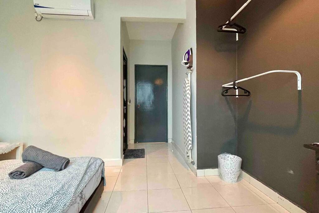 Moderm Spacious 6Pax S Pice Penang Bayan Lepas Esterno foto